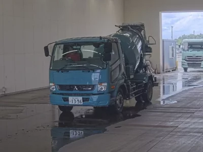 Mitsubishi FUSO FIGHTER