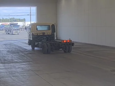 Nissan TRUCK