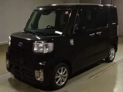Toyota PIXIS MEGA