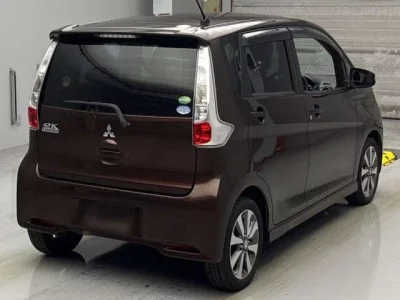 Mitsubishi EK CUSTOM