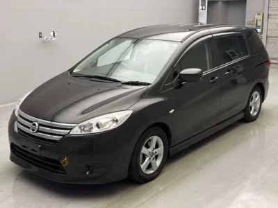 Nissan LAFESTA