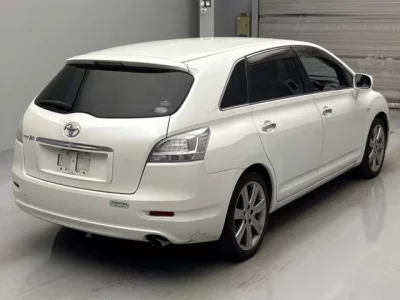 Toyota MARK X ZIO