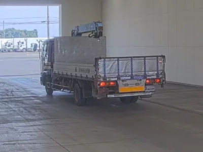 Nissan TRUCK