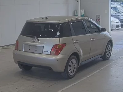 Toyota IST