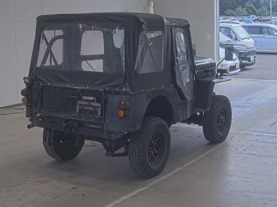 Mitsubishi JEEP