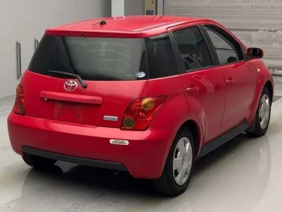 Toyota IST