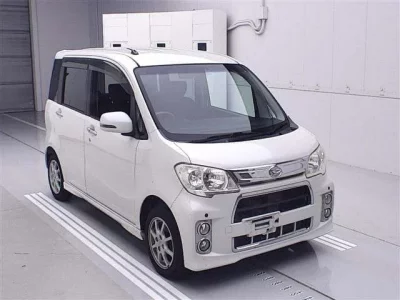 Daihatsu TANTO EXE
