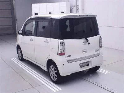 Daihatsu TANTO EXE