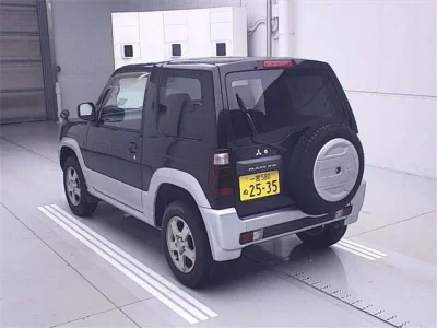Mitsubishi PAJERO MINI