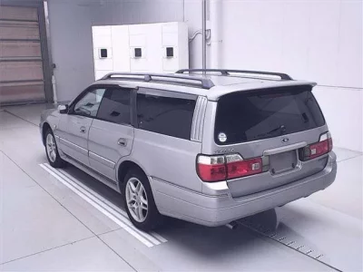 Nissan STAGEA