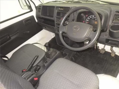 Nissan CLIPPER TRUCK