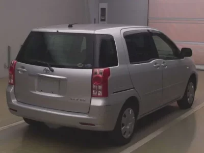 Toyota RAUM