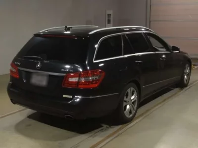 Mercedes-Benz E CLASS WAGON