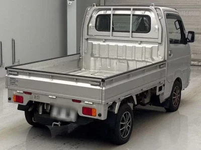Nissan CLIPPER TRUCK