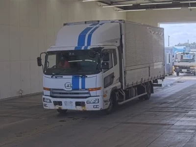 Nissan CONDOR