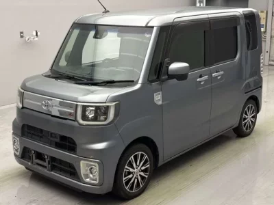 Toyota PIXIS MEGA