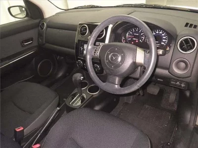 Mazda VERISA