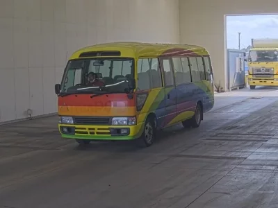 Toyota COASTER