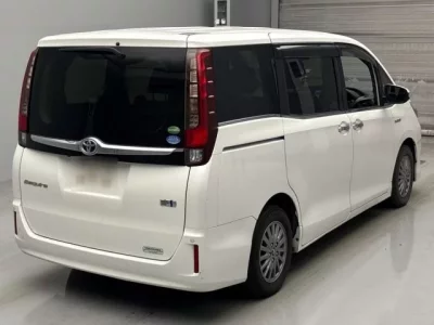 Toyota ESQUIRE