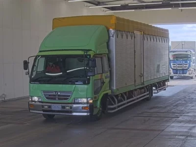 Nissan CONDOR