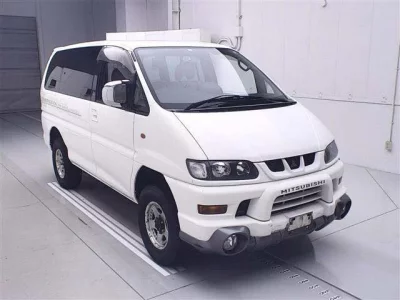 Mitsubishi DELICA