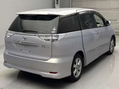Toyota ESTIMA HYBRID