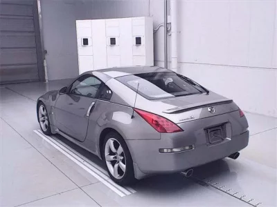 Nissan FAIRLADYZ