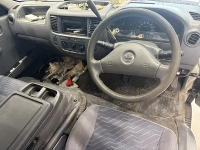 Nissan CARAVAN VAN