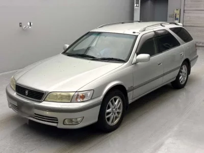 Toyota MARK2 QUALIS