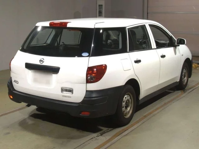 Nissan AD