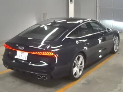 Audi S7