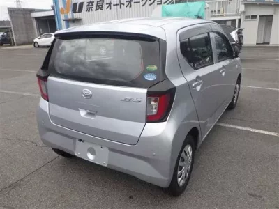 Daihatsu MIRA E S