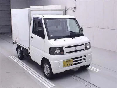 Mitsubishi MINICAB TRUCK