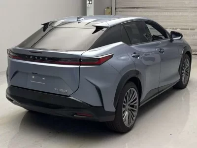 Lexus RZ