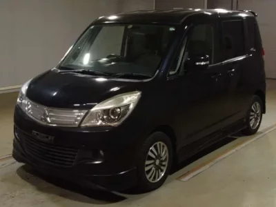 Mitsubishi DELICA D2