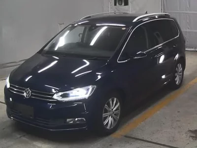 Volkswagen GOLF TOURAN