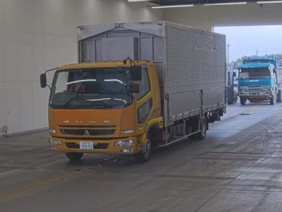 Mitsubishi FUSO FIGHTER