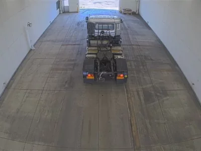 Nissan TRUCK