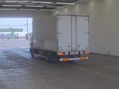 Mitsubishi FUSO FIGHTER
