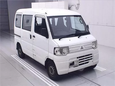 Mitsubishi MINICAB VAN