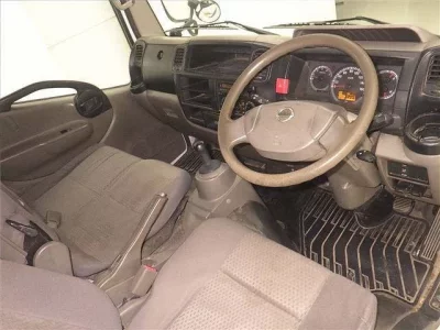 Nissan ATLAS