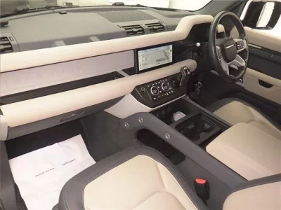 Rover DEFENDER