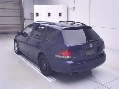 Volkswagen GOLF VARIANT