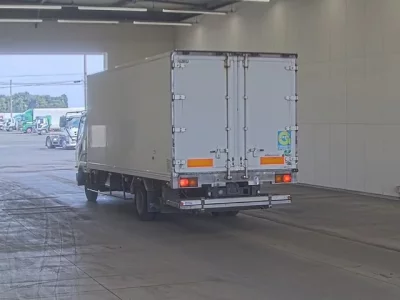 Mitsubishi FUSO FIGHTER