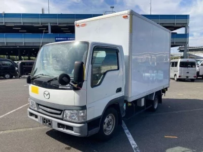 Mazda TITAN