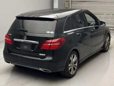 Mercedes-Benz B CLASS