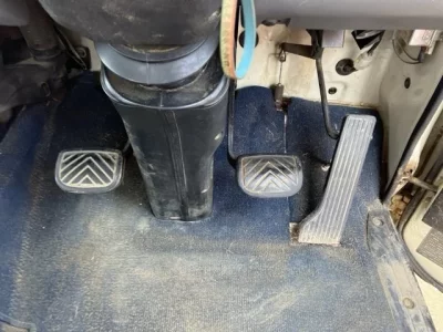 Nissan TRUCK