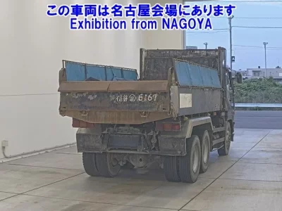 Nissan TRUCK