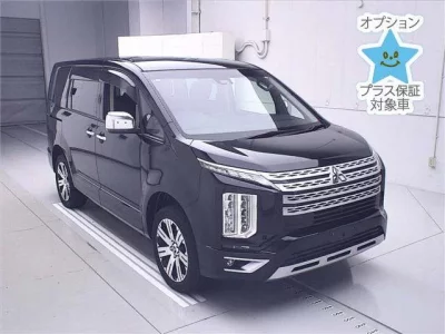Mitsubishi DELICA D5