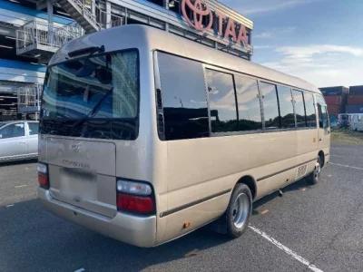 Toyota COASTER